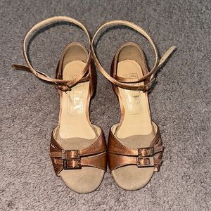 🏷️ 3 for $30 🏷️ Galex ballroom shoes, size 7 toddler